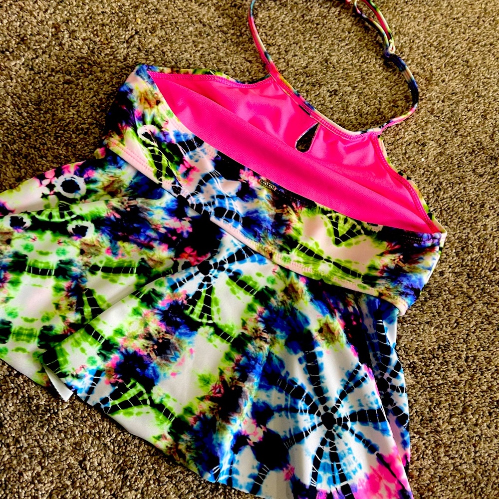 Swim top, girls, size 12/14